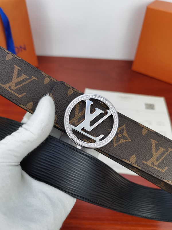 激安ルイヴィトンベルト背面デザイン